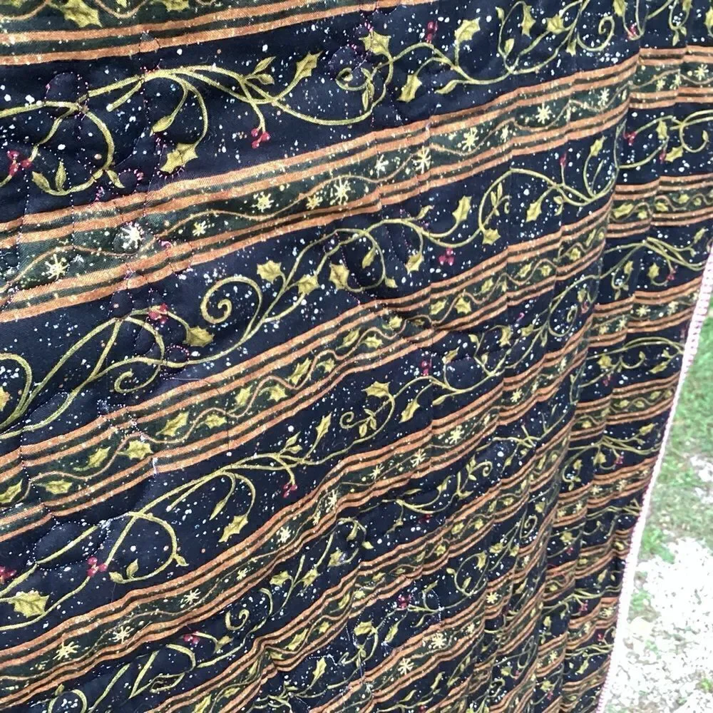 NWT. Hand Crafted from all new 100% cotton fabrics in a smoke free home.